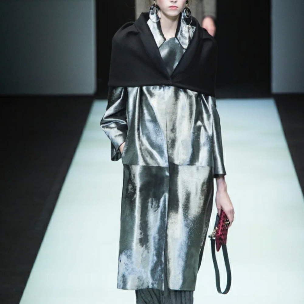 Giorgio Armani couture fur - Picture 2 of 7